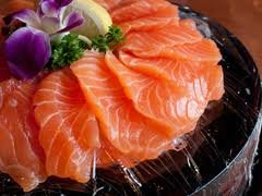 ปลาแซลมอน - อาหารที่ทำให้ผิวหน้าสวยใส