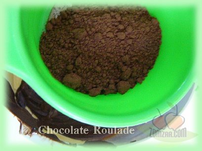วิธีทำChocolate Roulade  (ช็อคโกแล็ตม้วน)ขั้นตอนที่ 13