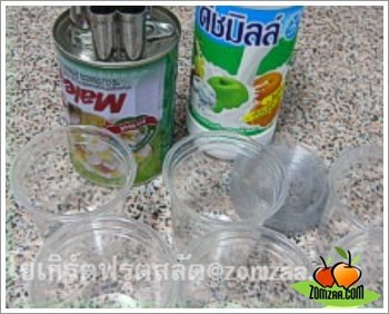 เตรียมแก้วเต้าฮวย (ขนาดเท่าไหร่จำมะได้^^”) นมเปรี้ยว และฟรุตสลัดกระป๋อง (วิธีทำโยเกิร์ตฟรุตสลัด)